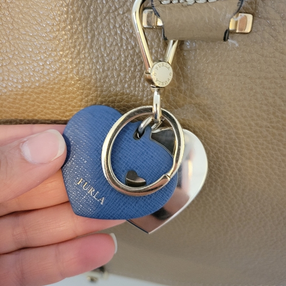 Beautiful Furla Tan Genuin leather Tote bag - Picture 9 of 16